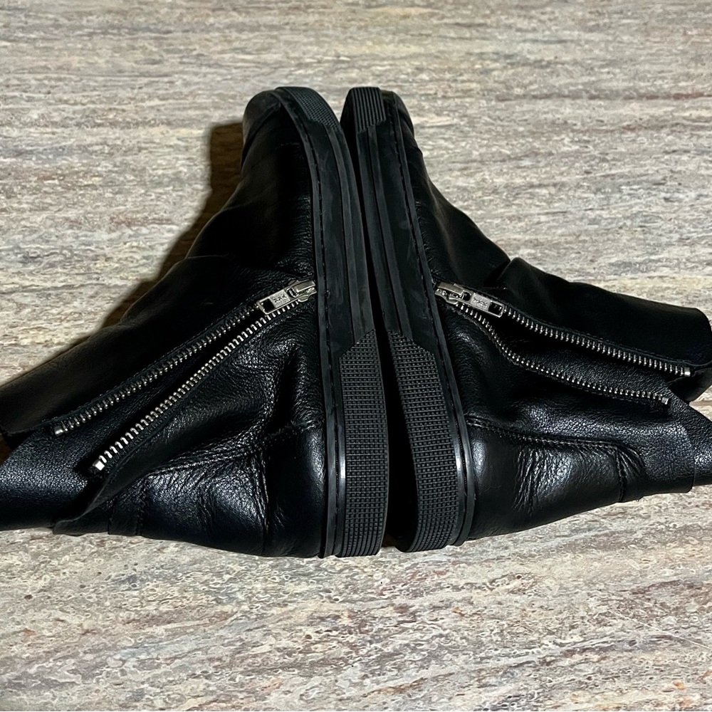 Marcella New York Lafayette Black Ankle Leather Boots with Double Zippers - Picture 13 of 16